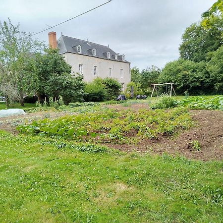 Les Grands-Aulnais Bed & Breakfast Cosse-le-Vivien Luaran gambar