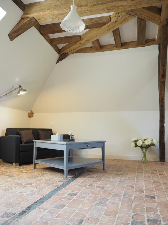 Les Grands-Aulnais Bed & Breakfast Cosse-le-Vivien Luaran gambar